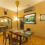 Dragon Hotel