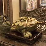Dragon Hotel