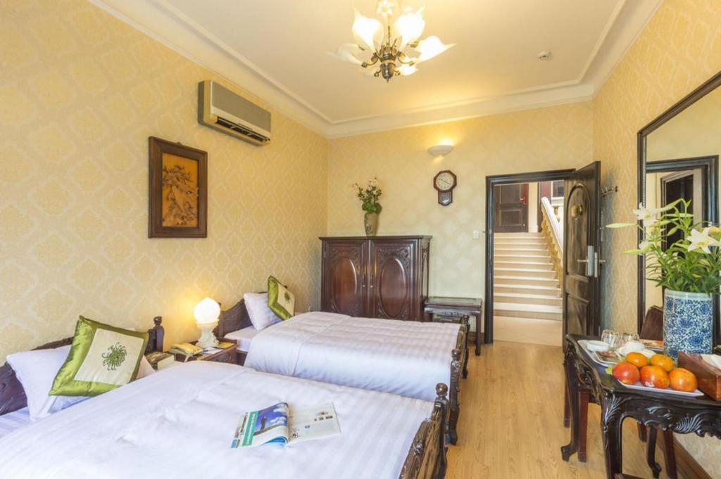 Khách sạn Dragon 3*